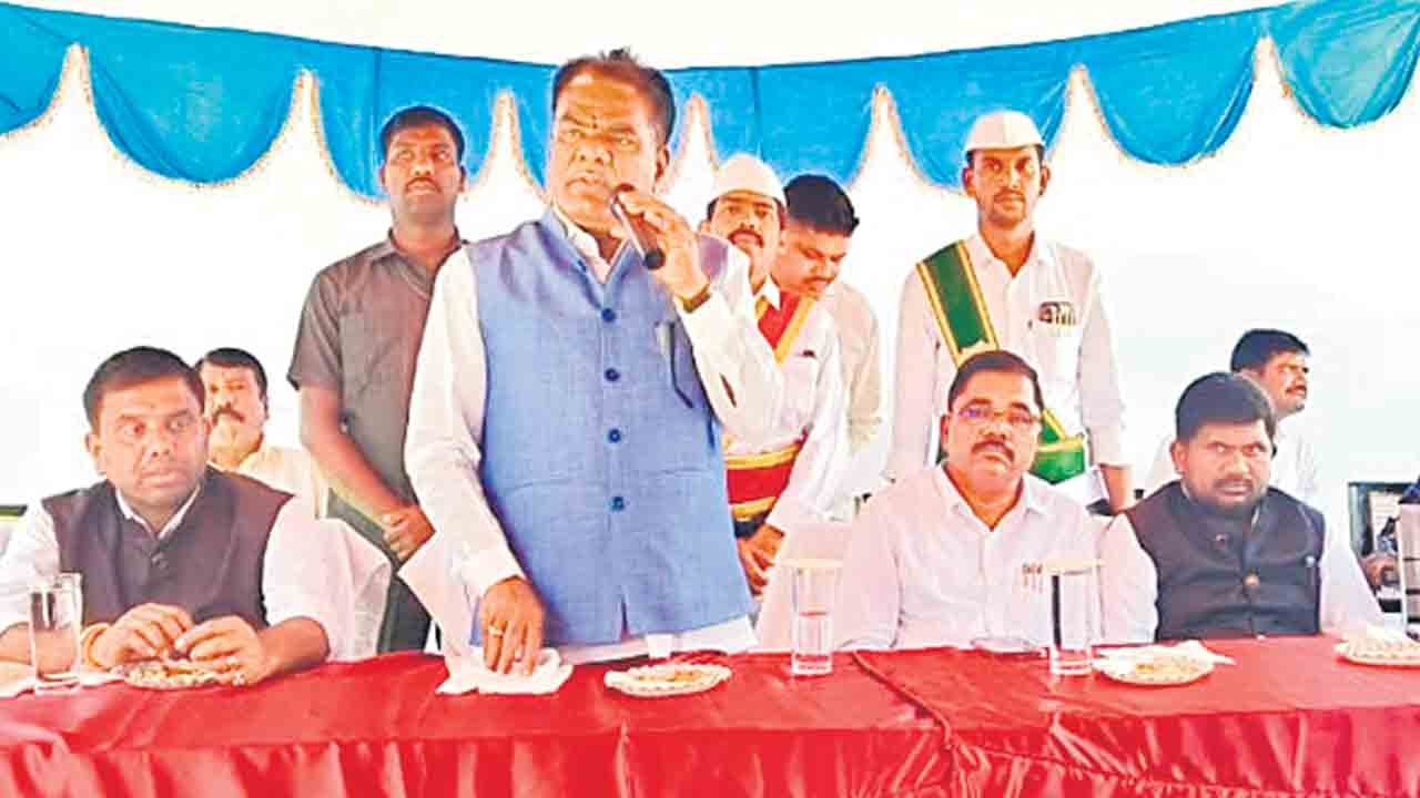 సాంఘిక బహిష్కరణలు పునరావృతం కావొద్దు