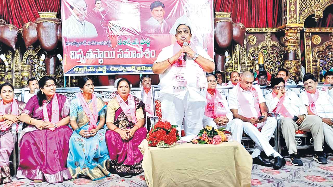 Vodithala Satish Kumar | నత్తనడకన గౌరవెల్లి రిజర్వాయర్‌ పనులు.. మాటలకే పరిమితమైన మంత్రి పొన్నం: మాజీ ఎమ్మెల్యే వొడితల