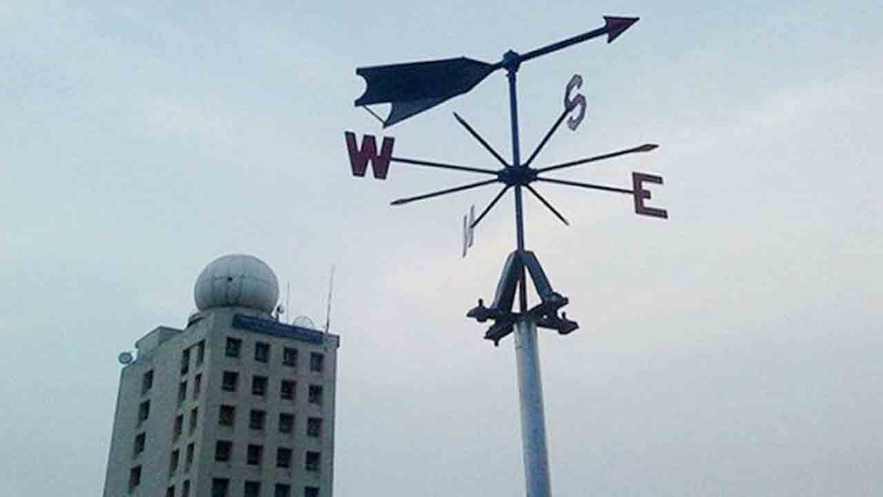 AP Alert | బంగాళాఖాతంలో మరో అల్పపీడనం.. ఏపీని వెంటాడుతున్న వాన గండం