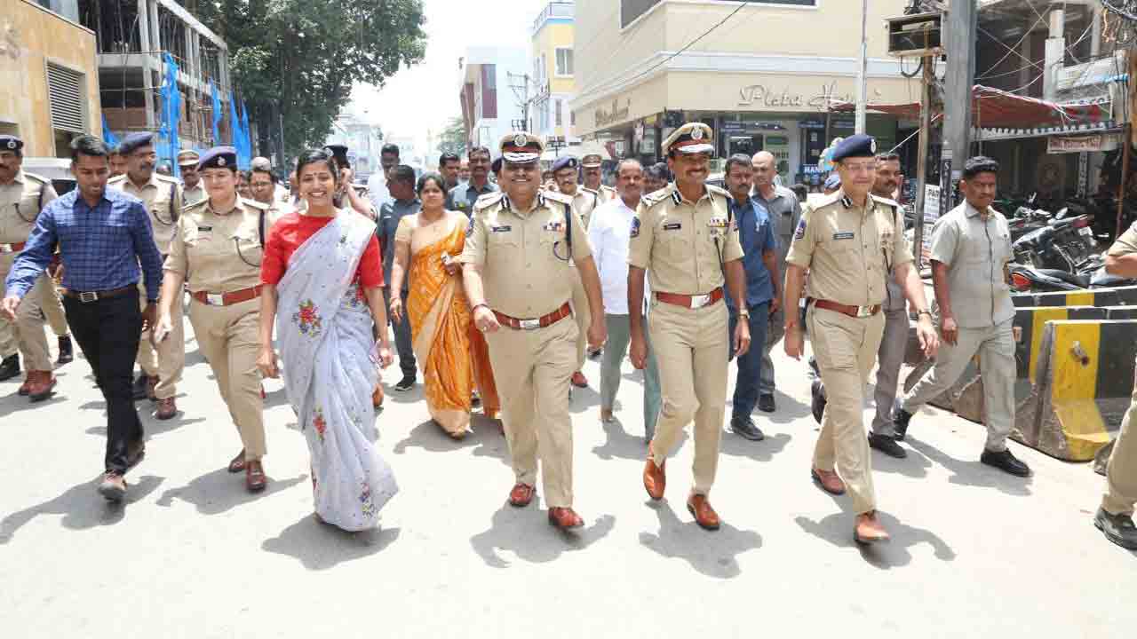 GHMC | జీహెచ్ఎంసీ ప‌రిధిలో గ‌ణేశ్ నిమ‌జ్జ‌నానికి ఏర్పాట్లు పూర్తి : అమ్ర‌పాలి