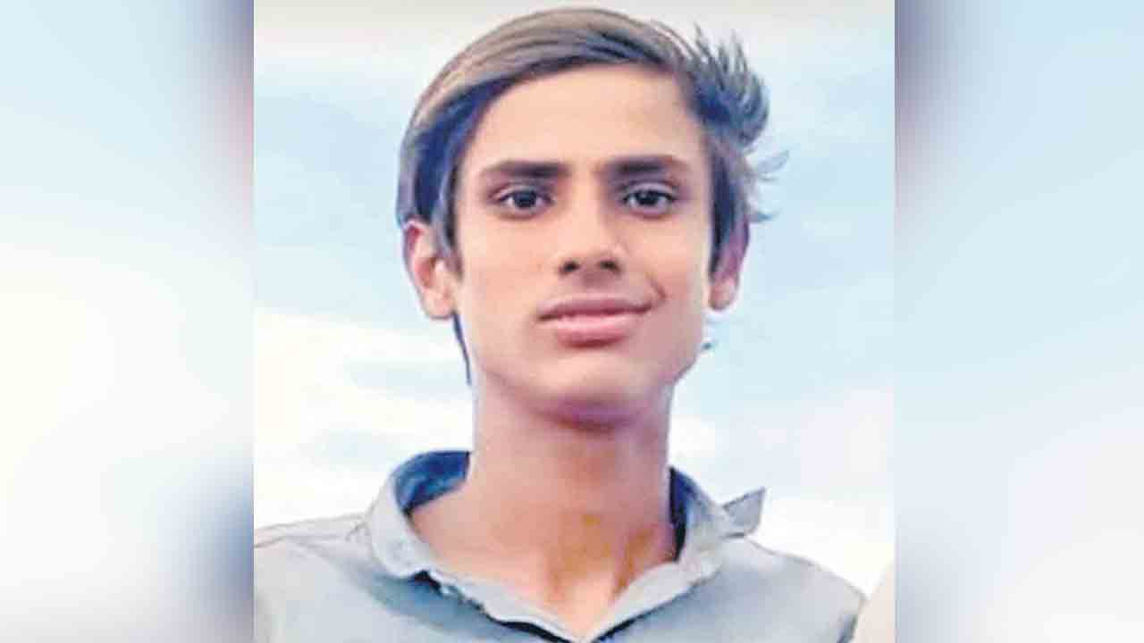 మండపం వద్ద విషాదం విద్యుత్‌ షాక్‌తో బాలుడి మృతి