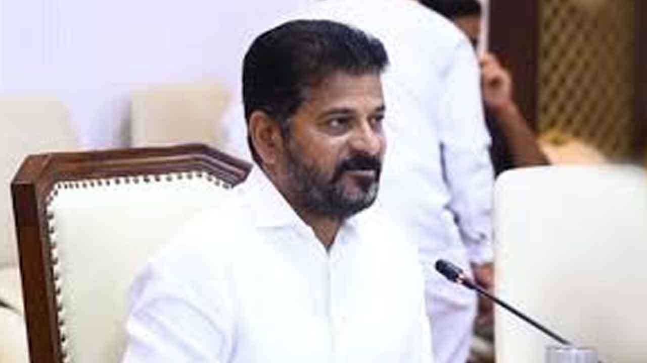ప్రజాపాలన దినోత్సవానికి హాజరవ్వండి