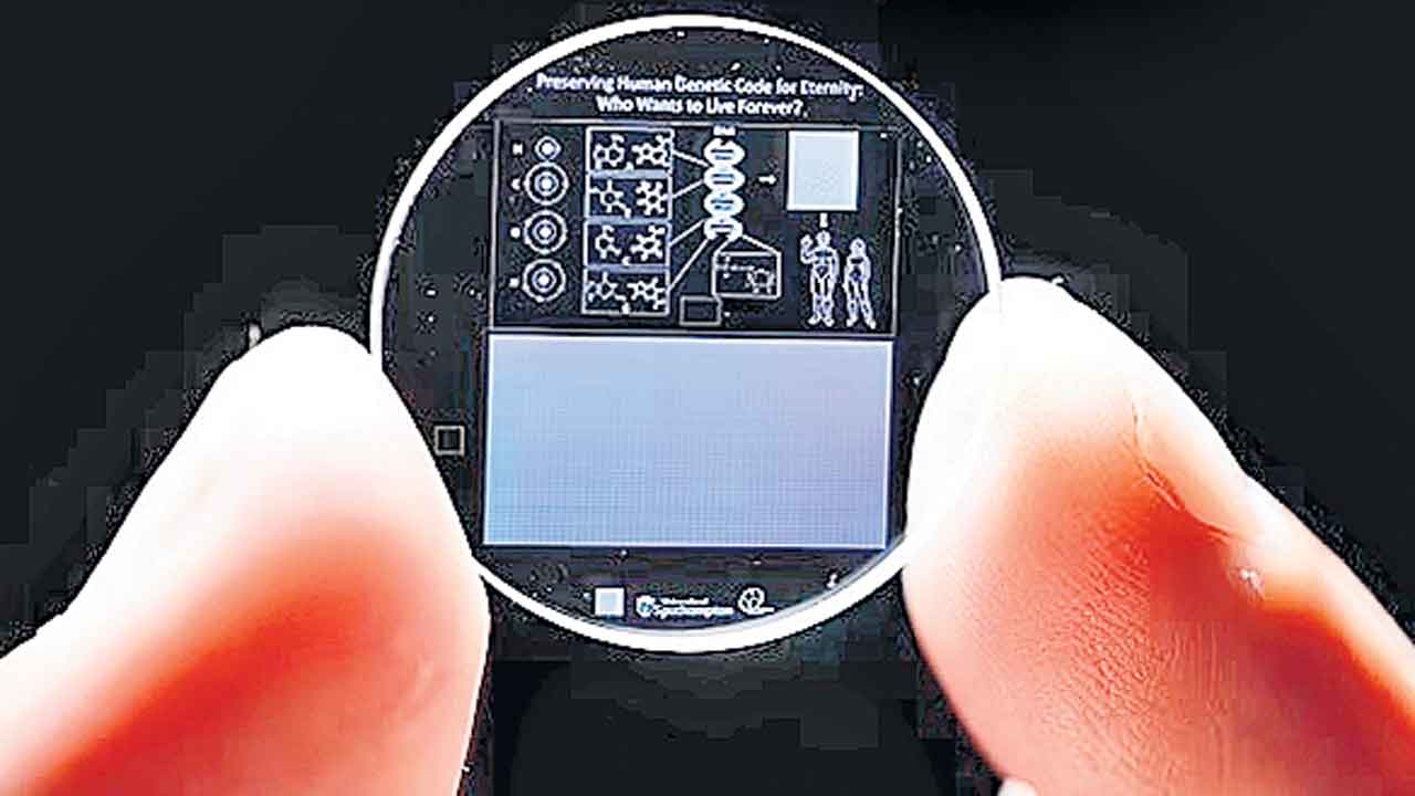 5D memory crystals | మానవాళి అంతర్థానం కాకుండా..! 5డీ క్రిస్టల్‌లో మనిషి జన్యువు చేర్పు