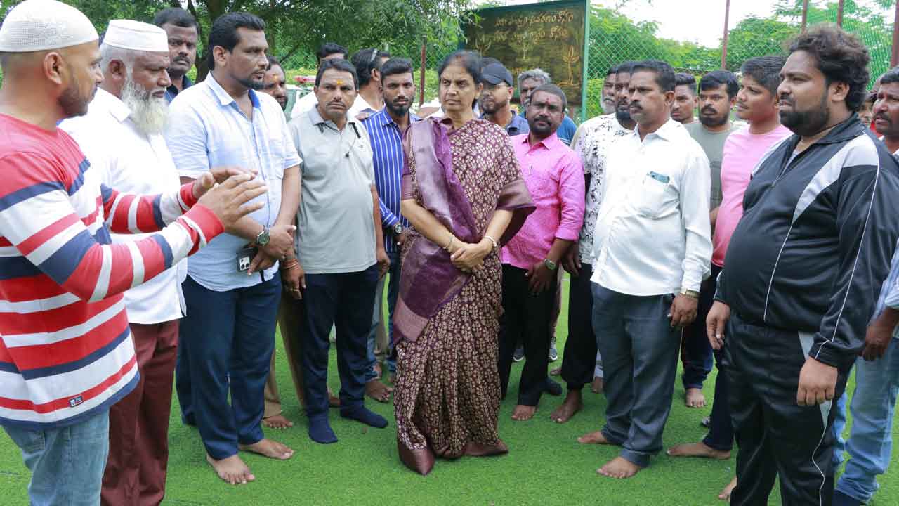 Sabitha | పార్కుకు వచ్చే సందర్శకులకు ఇబ్బంది లేకుండా చూడాలి : సబితా ఇంద్రారెడ్డి
