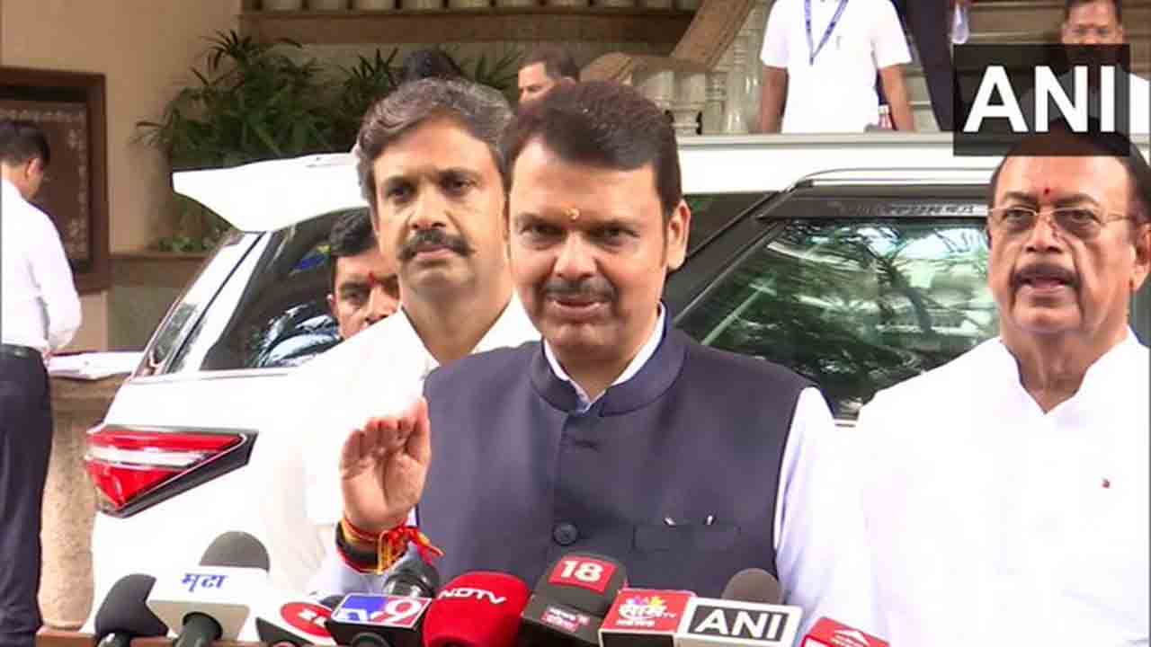 FDI | సగానికి పైగా విదేశీ పెట్టుబడులు మహారాష్ట్రకే..: తెలంగాణ నాలుగో స్ధానానికి పరిమితం