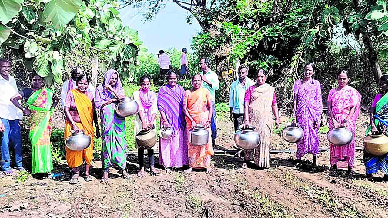తాగునీటికి కష్టాలు..