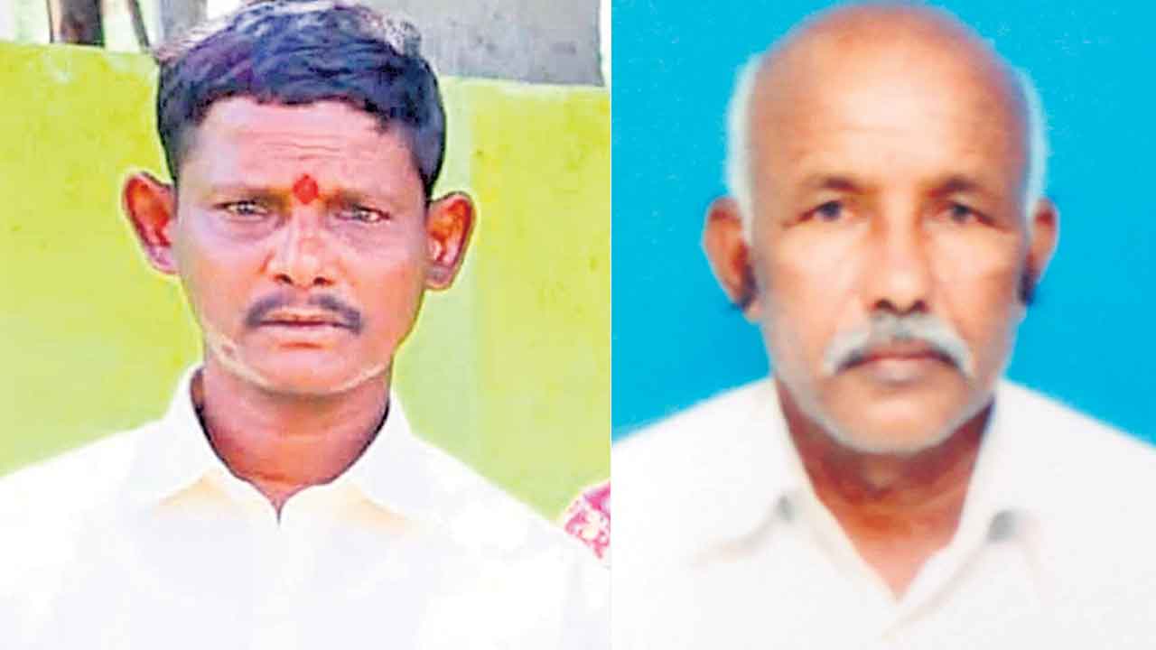 ఇద్దరు రైతుల ఆత్మహత్య