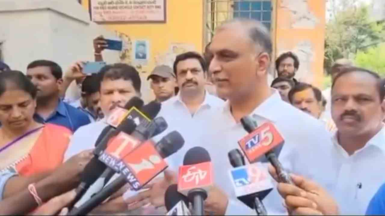 Harish Rao | మూసీలో రక్తం పారించాలనుకుంటున్నావా..? రేవంత్ రెడ్డిపై హరీశ్రావు ఫైర్