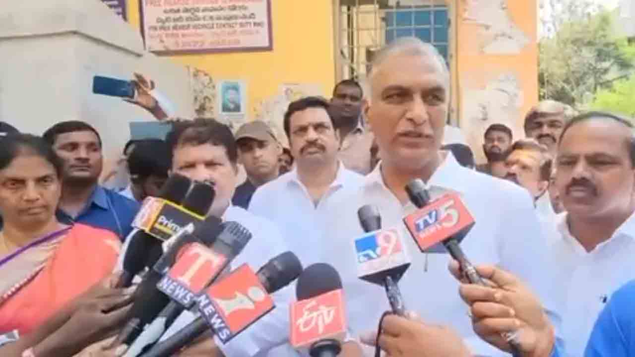 Harish Rao | కాంగ్రెస్, టీడీపీ హయాంలోనే ప్లాట్ల రిజిస్ట్రేషన్లు.. మూసీ ప్రక్షాళనపై హరీశ్రావు