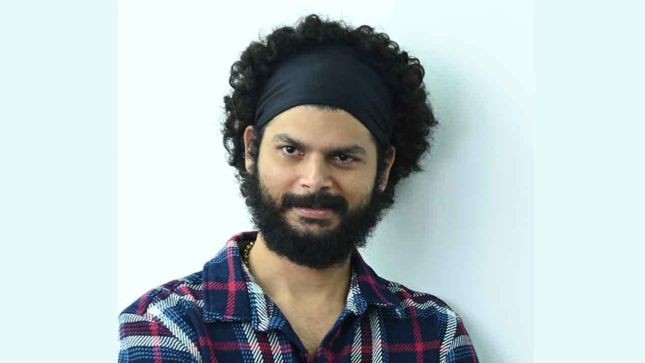 ఆ ఆలోచనలోంచి ఈ కథ పుట్టింది