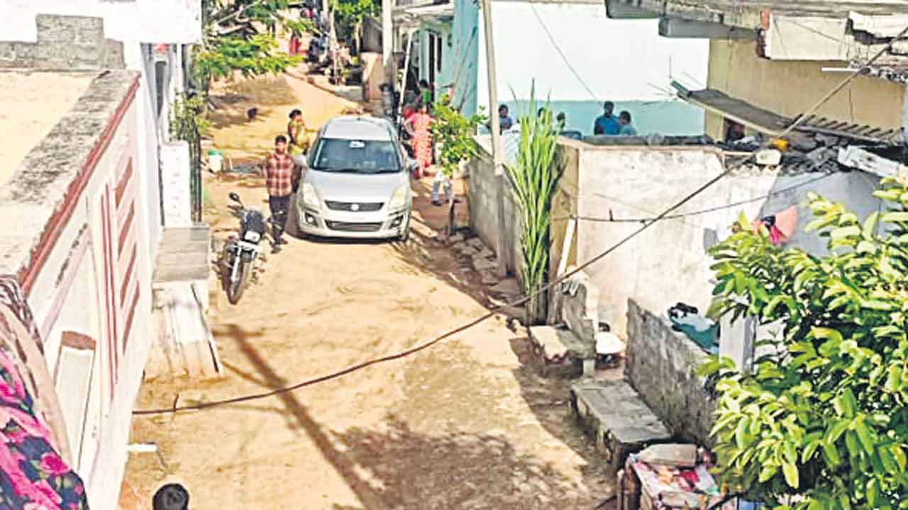 HYDRAA | కంటి మీద కునుకులేదు కడుపు నిండ తిండిలేదు.. హైడ్రా రాకతో బిక్కుబిక్కుమంటున్న పేదలు