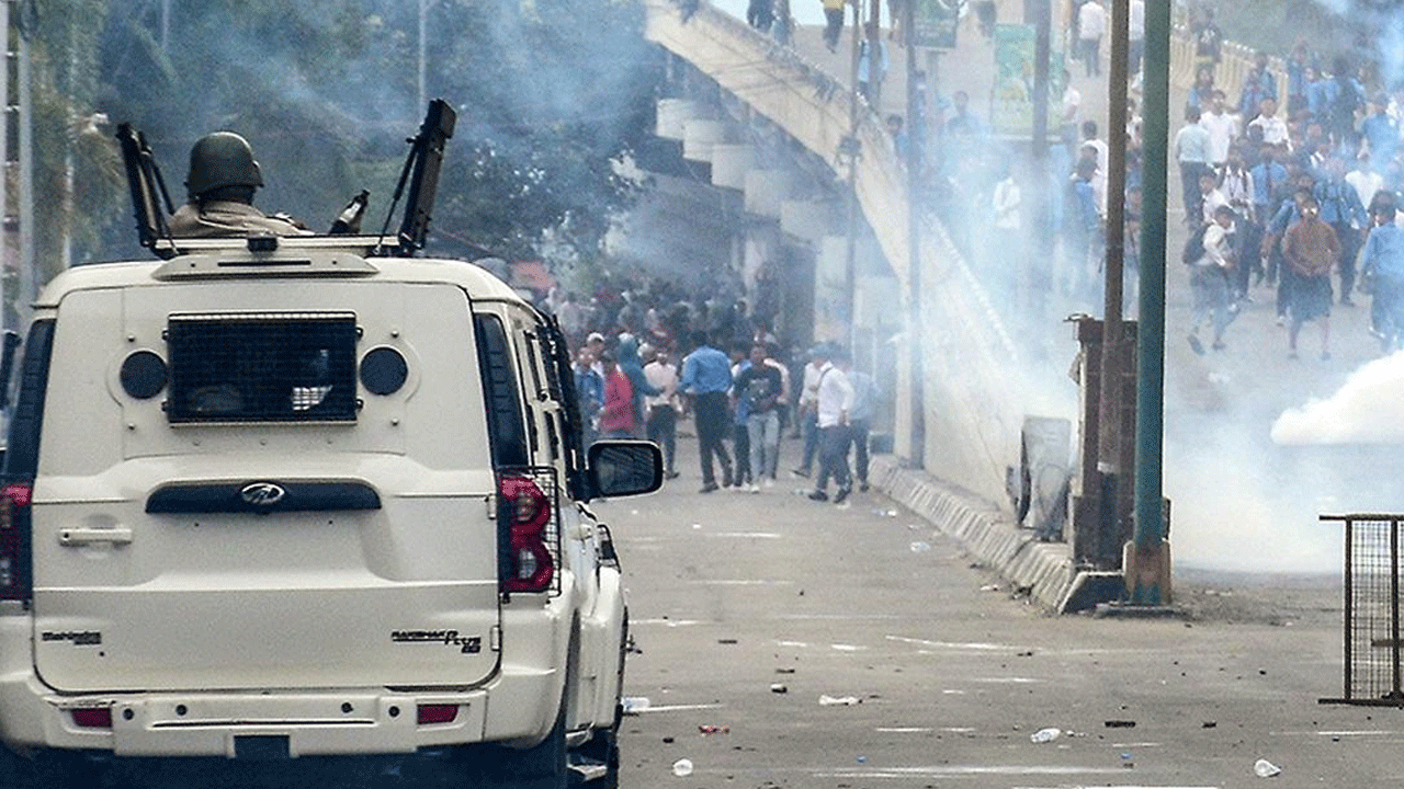 Manipur Internet: మ‌ణిపూర్ జిల్లాల్లో ఇంట‌ర్నెట్‌పై ఆంక్ష‌లు ఎత్తివేత‌