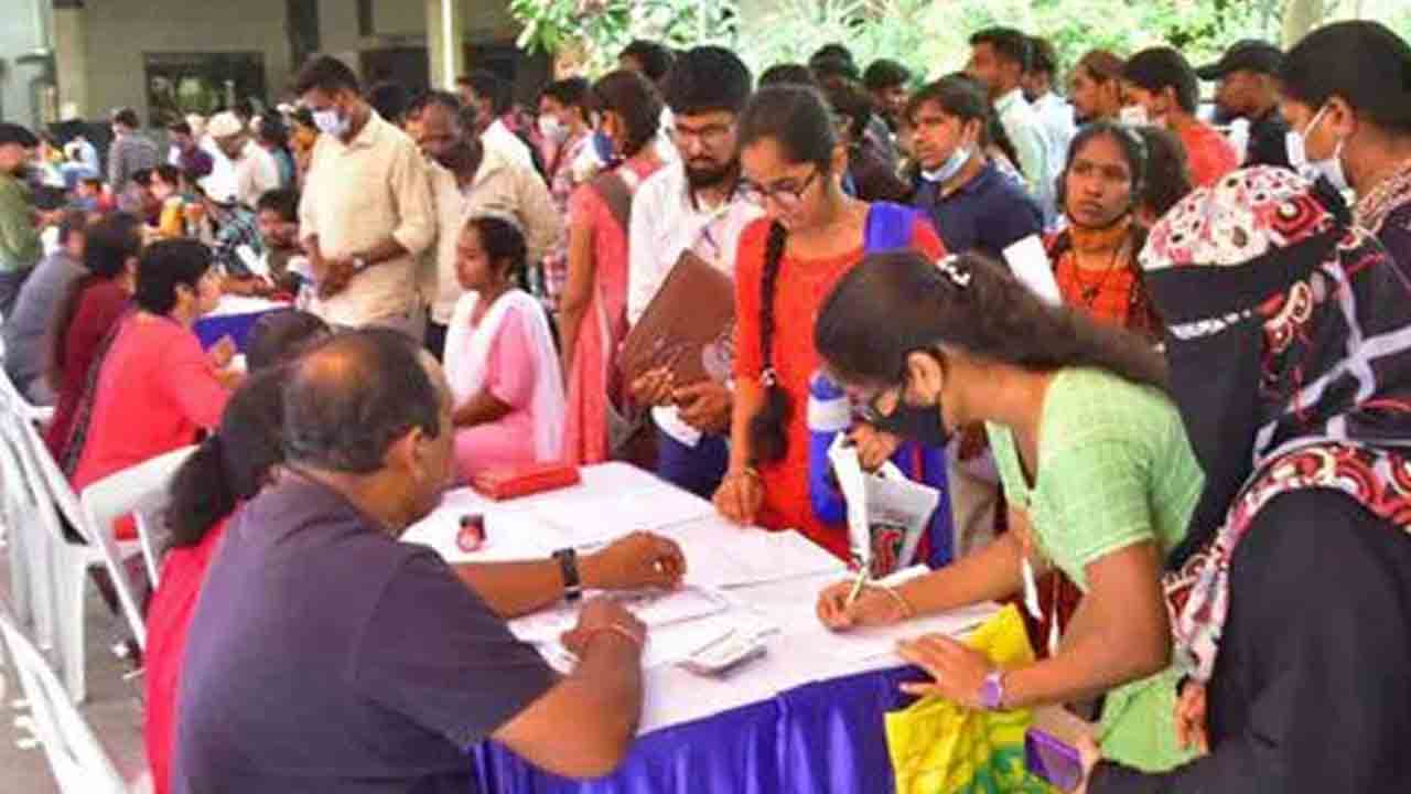Job Mela | డిసెంబ‌ర్ 28న మాదాపూర్‌లో మెగా జాబ్ మేళా