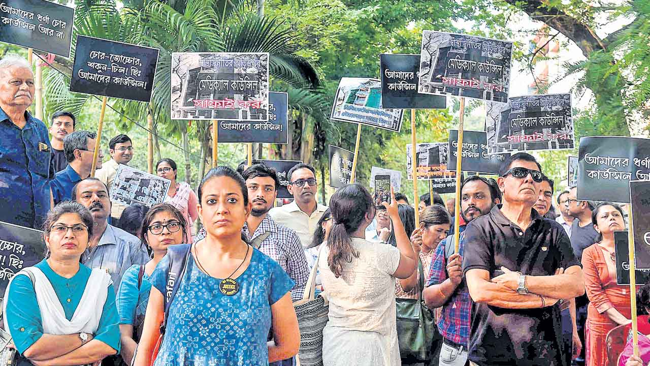 పాక్షికంగా సమ్మె విరమణ!