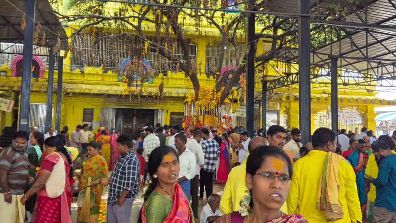 Mallanna temple | మల్లన్న దర్శనం.. భక్తుల పరవశం