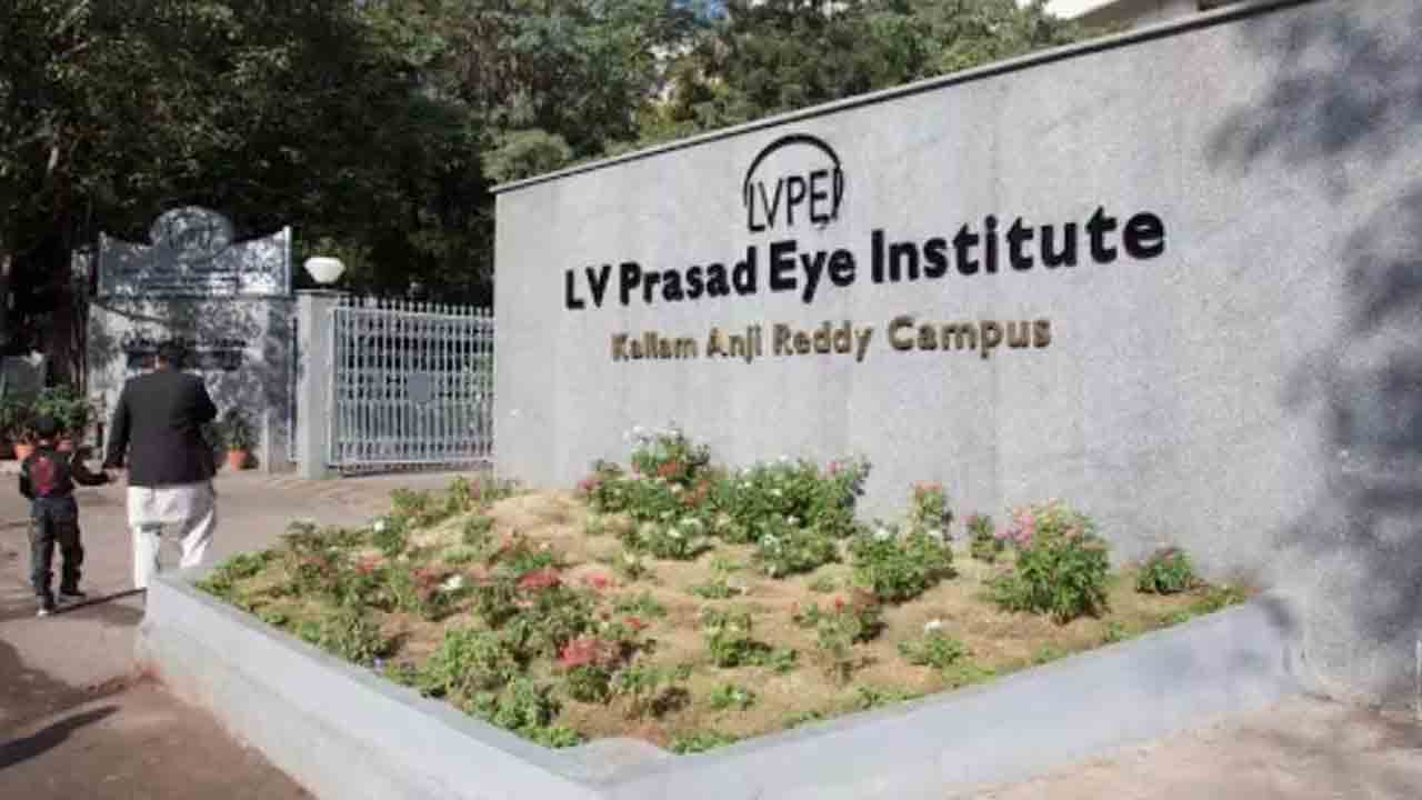 LVPEI | చ‌రిత్ర సృష్టించిన ఎల్వీ ప్ర‌సాద్ ఐ హాస్పిట‌ల్.. అభినంద‌న‌లు తెలిపిన కేటీఆర్