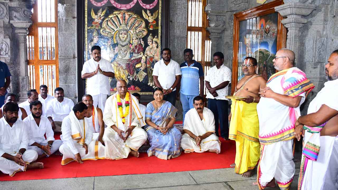 3 లక్షల కోట్ల మెట్రిక్‌ టన్నుల ధాన్యాన్ని పండించి చూపాలి