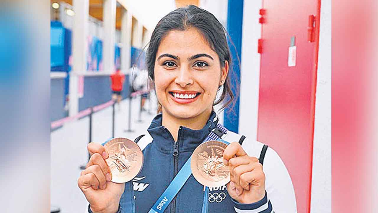 Manu Bhaker | అందరూ అడుగుతున్నారనే.. ట్రోలర్స్‌కు మను భాకర్‌ కౌంటర్‌