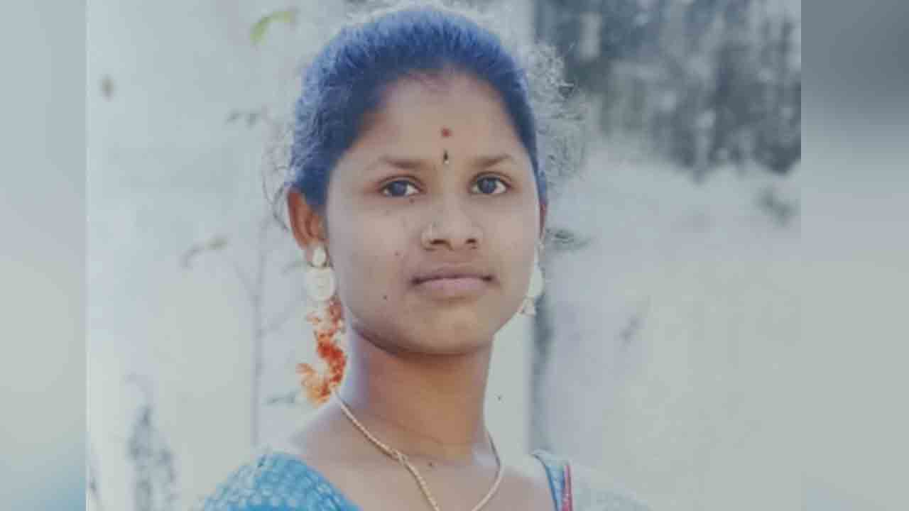 కనిపించకుండాపోయిన కూతురు