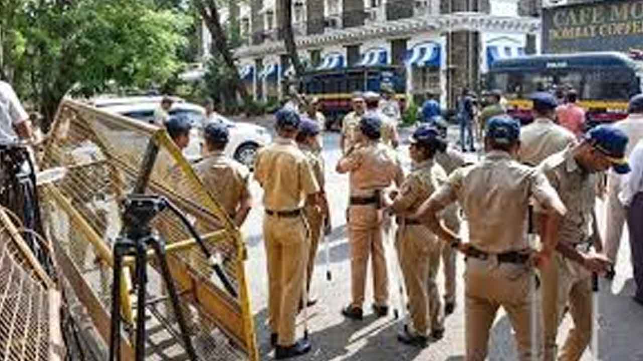 ముంబైలో హై అలర్ట్‌