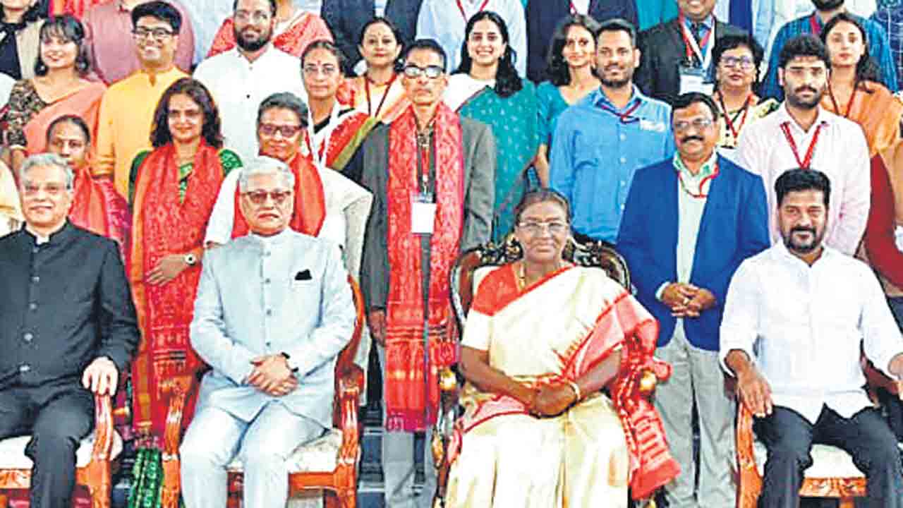 పేదలకూ సమాన న్యాయం అందాలి