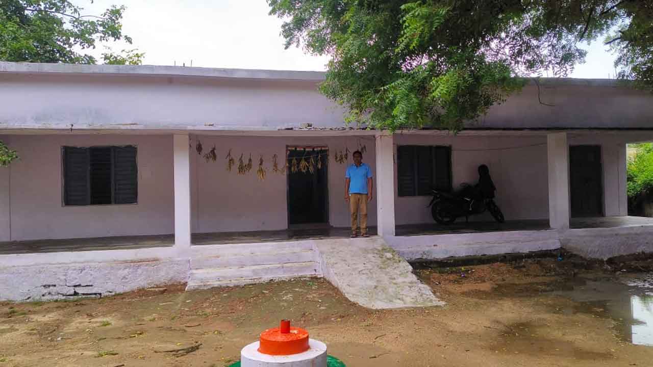 అడ్మిషన్ల కోసం ఆపసోపాలు