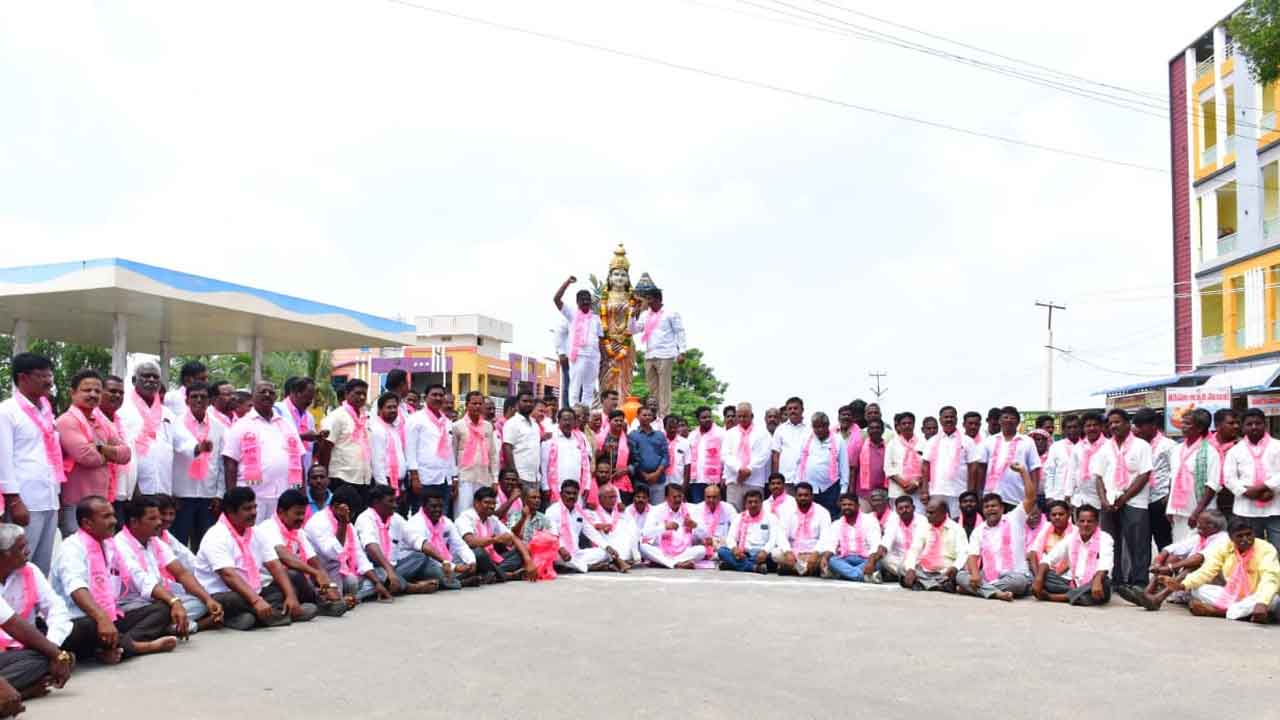 Niranjan Reddy | రాజీవ్‌ గాంధీపై ప్రేముంటే గాంధీ భవన్‌లో విగ్రహం ఎందుకు పెట్టలేదు? : నిరంజన్‌ రెడ్డి