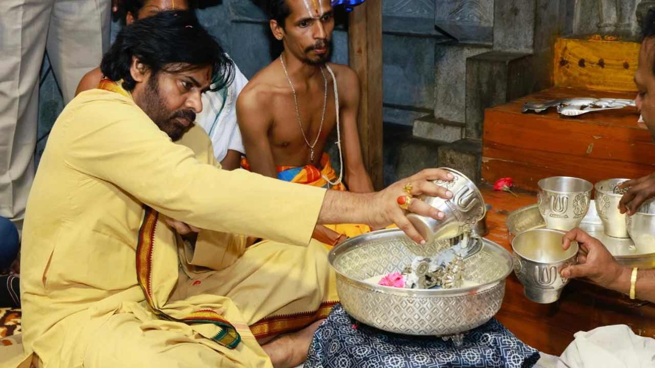 Pawan Kalyan | చర్చి, మజీదులో ఇలా జరిగితే జగన్‌ ఊరుకుంటారా? పవన్‌ కల్యాణ్‌ కీలక వ్యాఖ్యలు