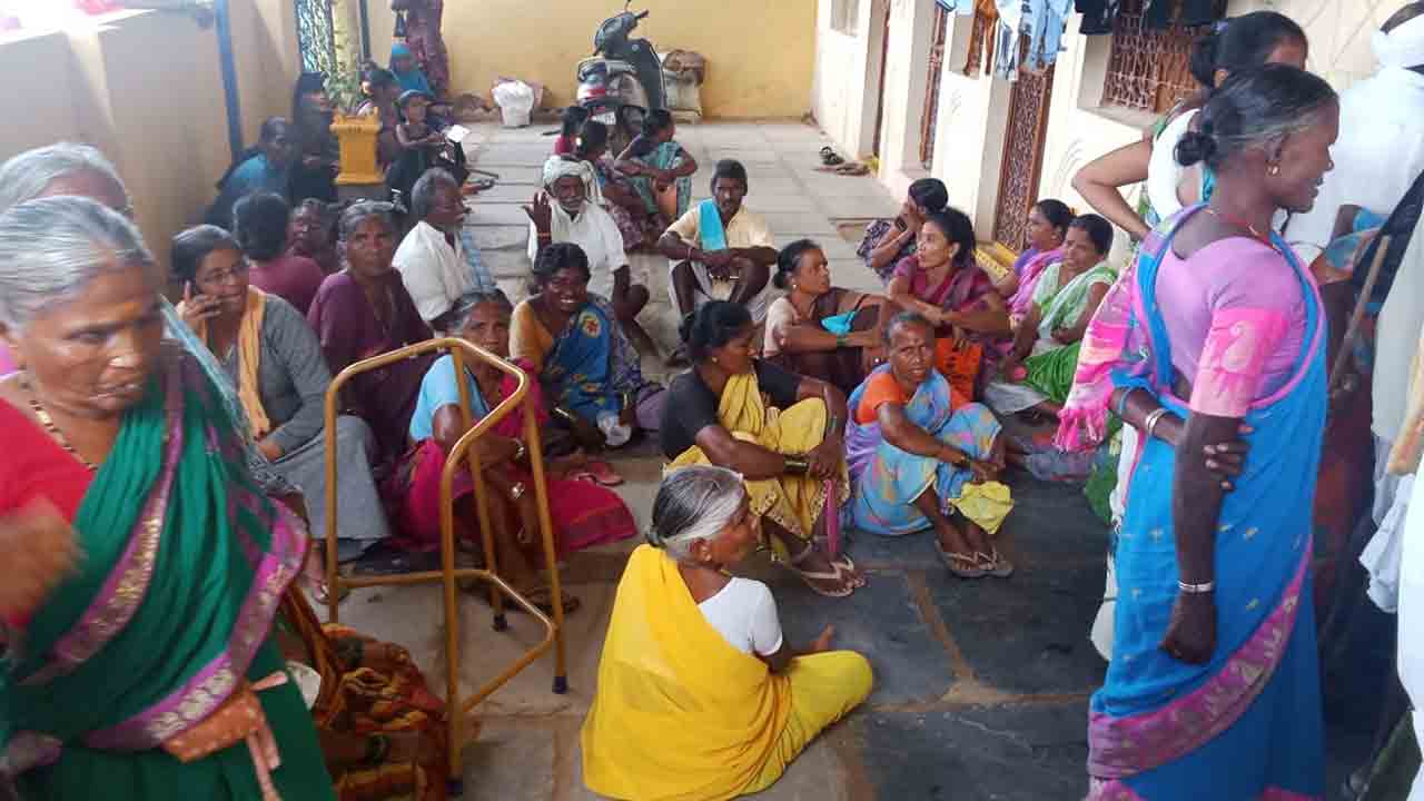 పింఛన్.. టెన్షన్