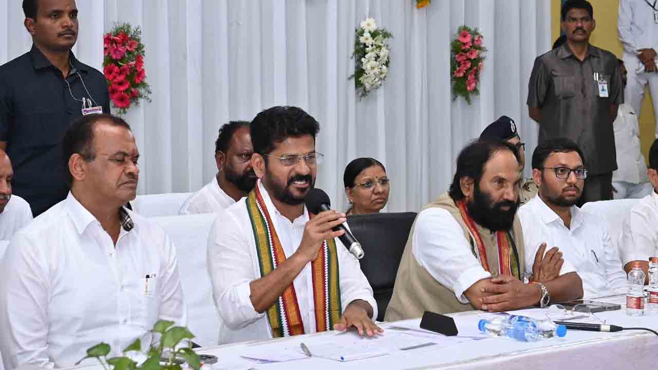 CM Revanth Reddy | రాష్ట్రంలో భారీ వ‌ర్షాలు.. రూ. 5 వేల కోట్ల న‌ష్టం జ‌రిగింద‌న్న సీఎం రేవంత్ రెడ్డి