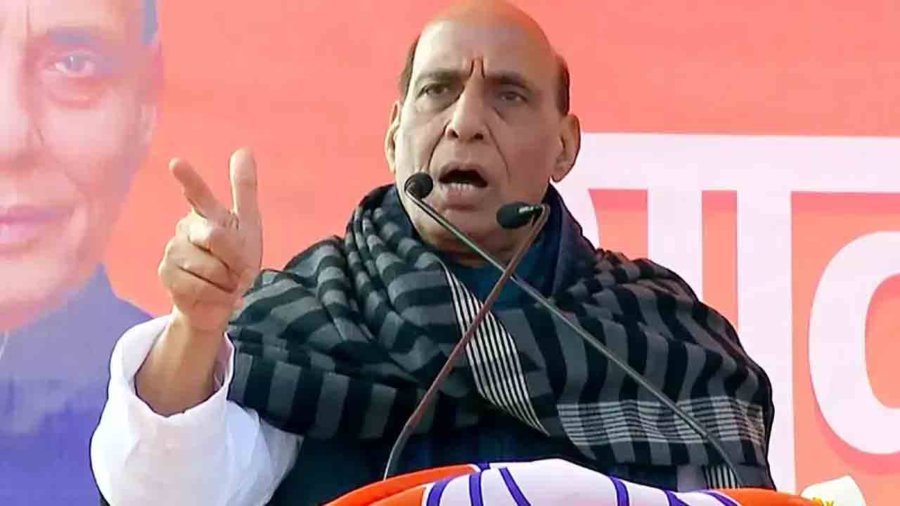 Rajnath Singh | దేశ ప్రతిష్టను దెబ్బతీసేలా రాహుల్‌ గాంధీ వ్యాఖ్యలు  :  రాజ్‌నాథ్‌ సింగ్‌
