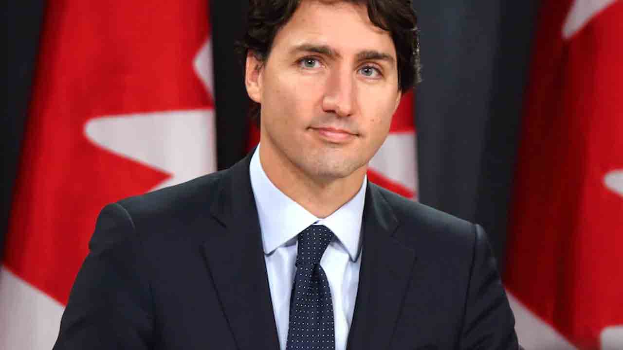 Canada Visas | 2025లో విద్యార్ధి వీసాల్లో 10 శాతం కోత : కెనడా