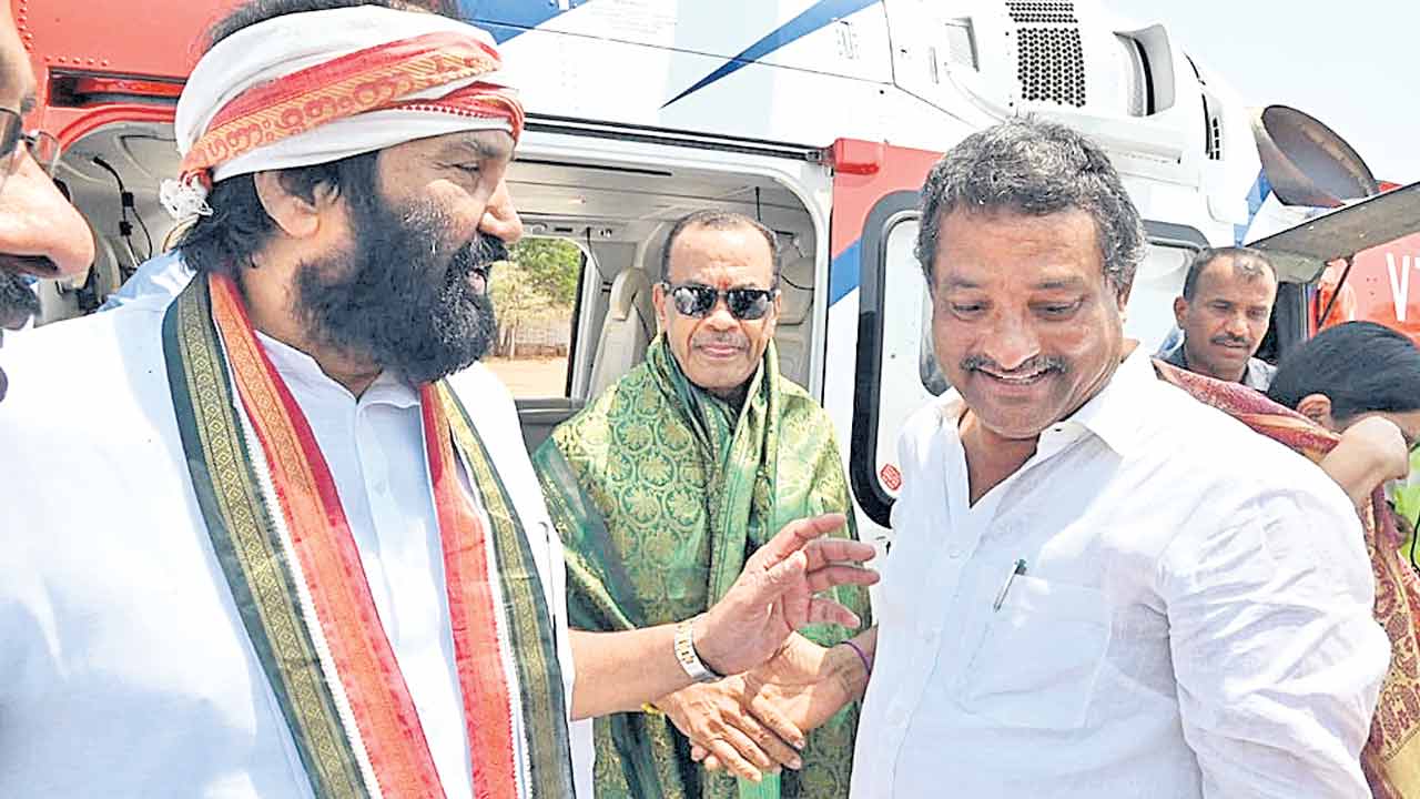 Congress Govt | సీఎం రేవంత్‌కు దీటుగా.. మంత్రుల మధ్య గాలిమోటర్‌ పోటీ