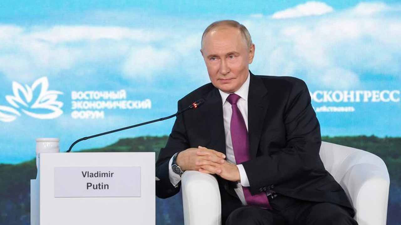 Vladimir Puti | శాంతి చర్చలకు పుతిన్‌ పచ్చజెండా