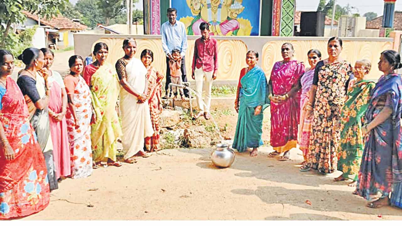 చిన్నలింగాపూర్‌కు నీళ్లొచ్చినయ్‌