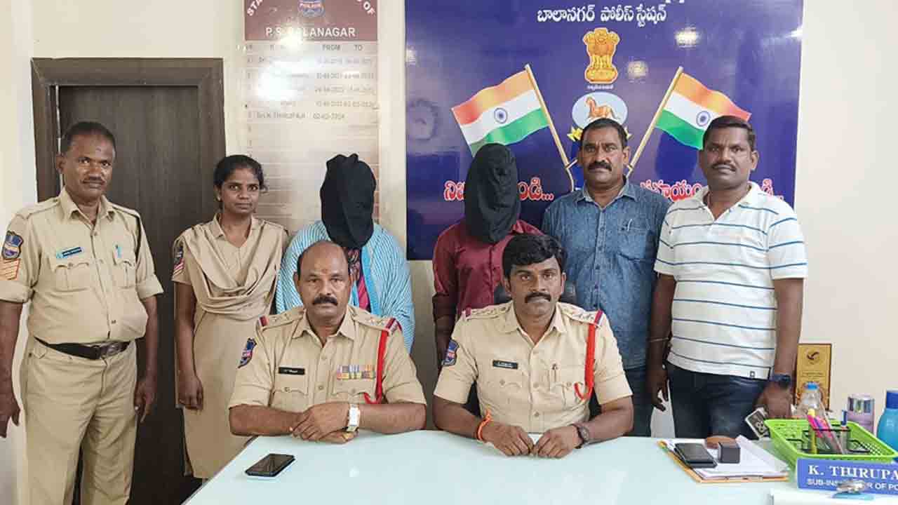 అక్రమ సంబంధానికి అడ్డొస్తున్నాడని..