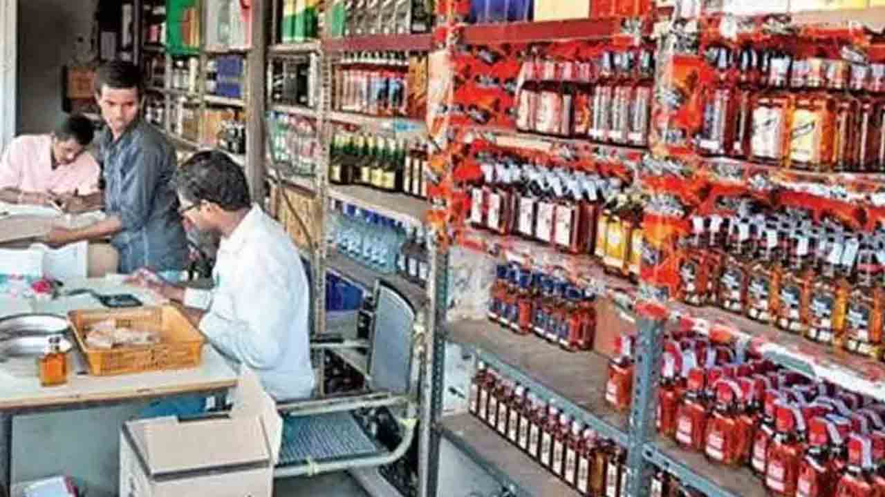 Wine Shops | శుక్ర, శనివారాలలో అర్ధరాత్రి ఒంటి గంట వ‌ర‌కు మ‌ద్యం దుకాణాలు ఓపెన్