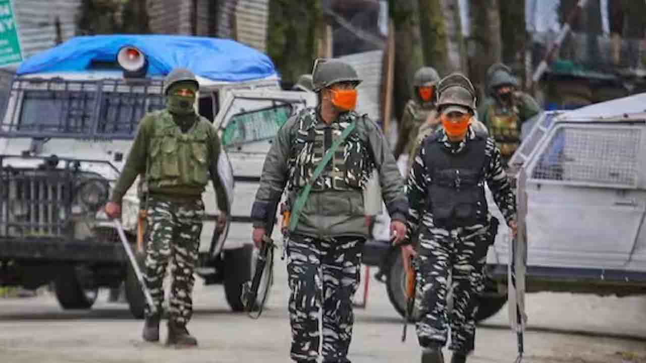 జమ్ము కశ్మీర్‌లో ఇద్దరు ఉగ్రవాదులు హతం