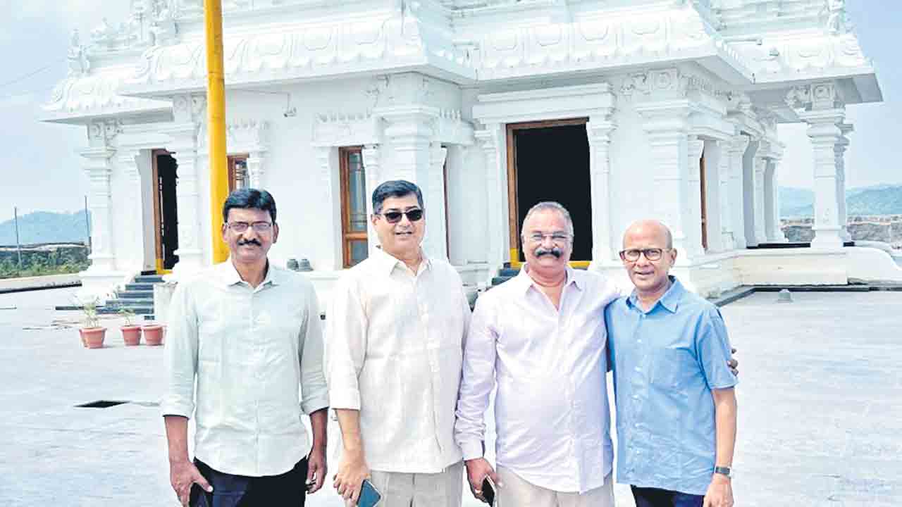 మల్కపేటలో సుప్రీంకోర్టు జడ్జి