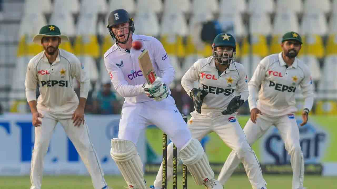 ENG vs PAK | ఇంగ్లండ్‌తో తొలి టెస్టు.. పాక్‌ 556 ఆలౌట్‌