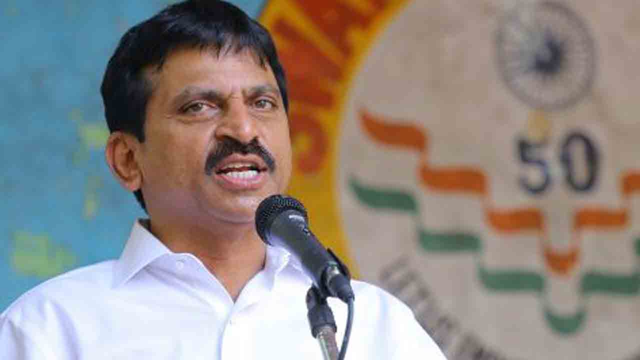 ప్రతి కుటుంబానికి స్మార్ట్‌ కార్డు: మంత్రి పొంగులేటి