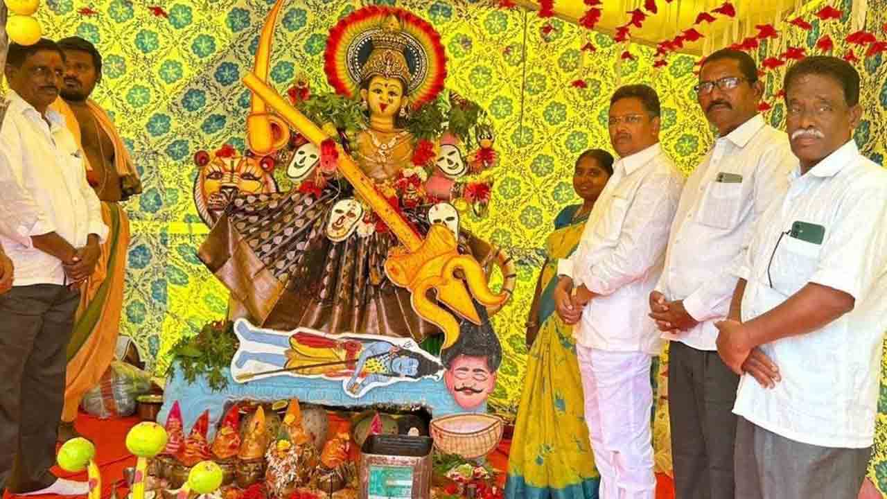 జమలాపురంలో మహిషాసురమర్దినిగా జగన్మాత
