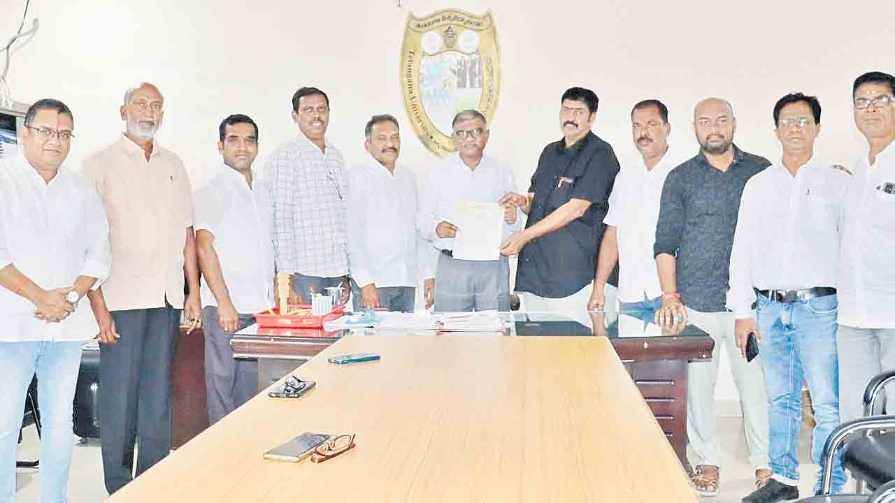 రెండోరోజూ కొనసాగిన డిగ్రీ, పీజీ కళాశాలల బంద్‌