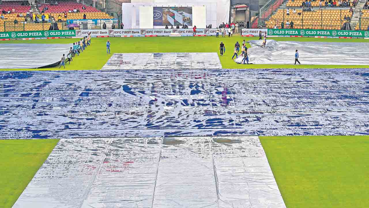 వాన ఆగలె.. ఆట సాగలె