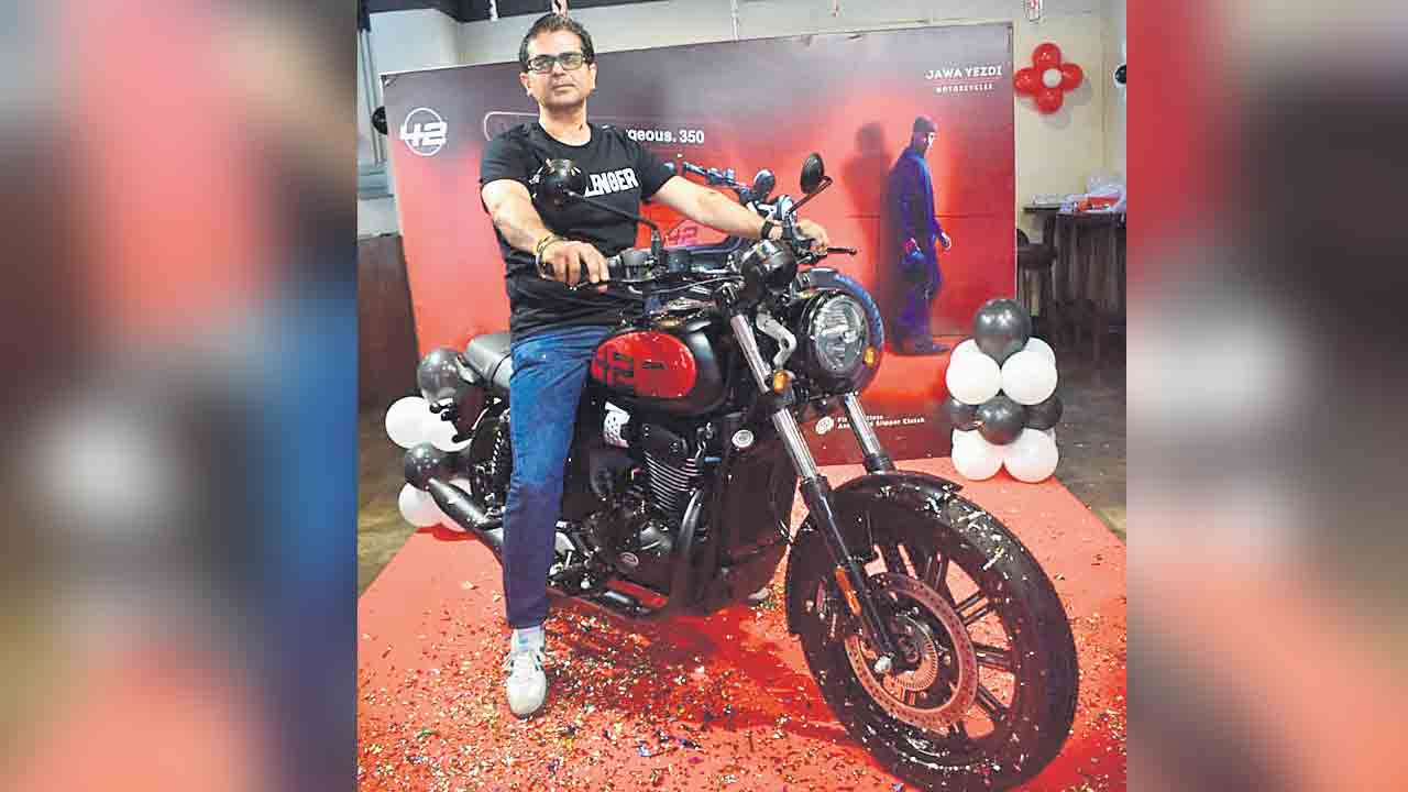 జావా 42 ఎఫ్‌జే బైకు