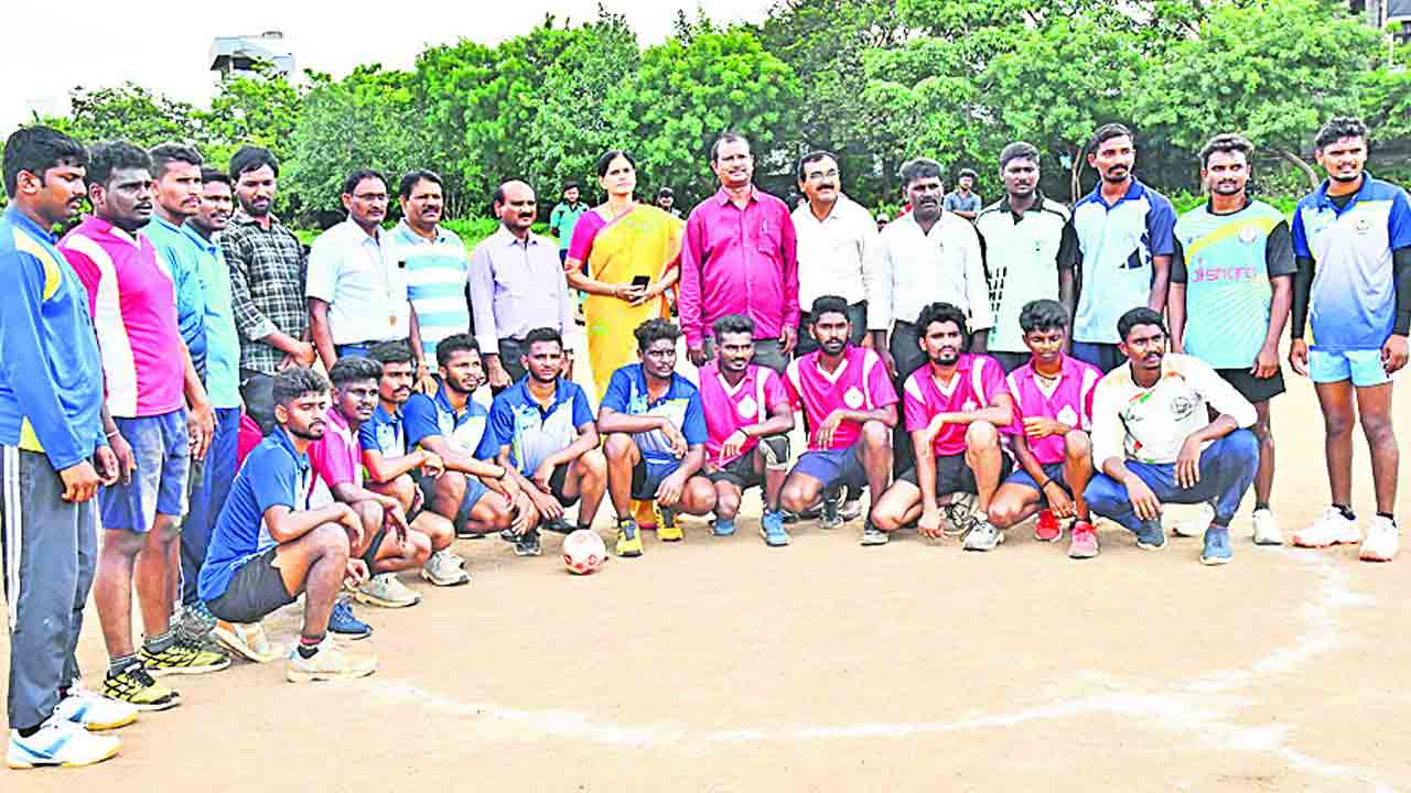 ముగిసిన అంతర్‌ కళాశాలల పోటీలు