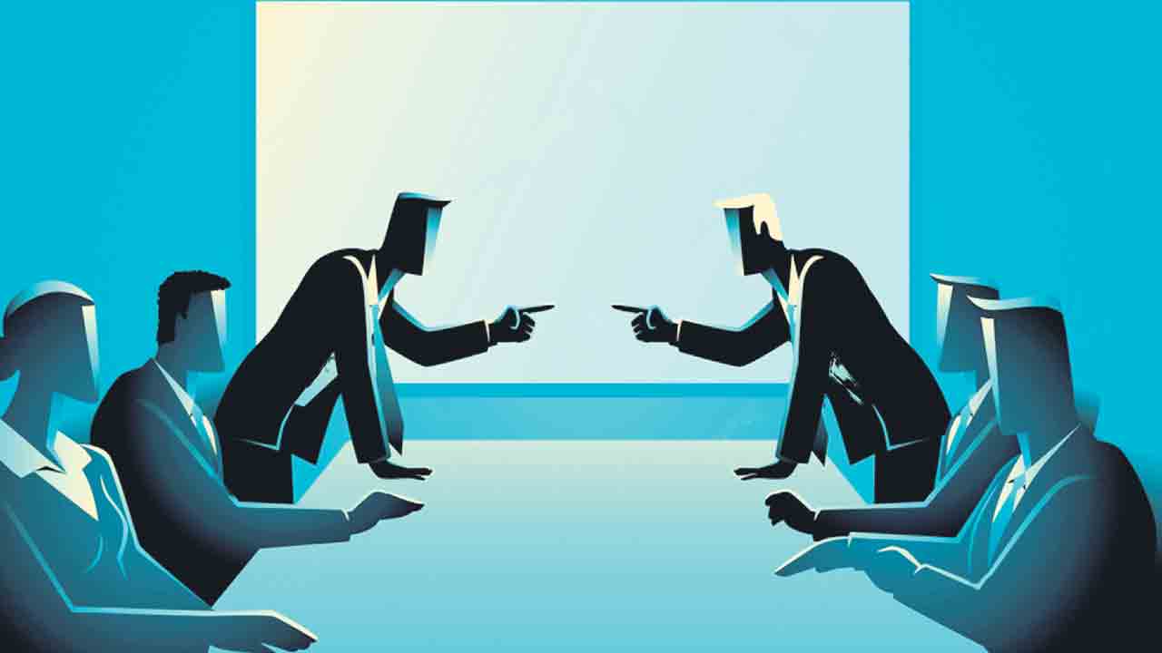 DSC | తప్పు.. మీదంటే మీదే.. విద్యాశాఖలో సమన్వయ లోపంతో ఖాళీగా టీచర్‌ పోస్టులు