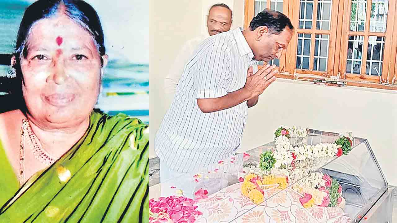 మాజీ మంత్రి గంగులకు మాతృ వియోగం