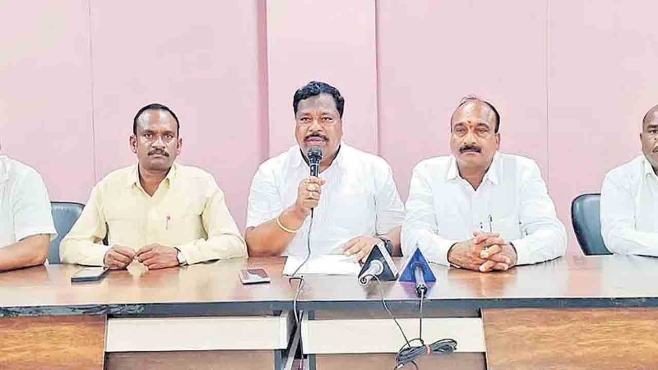 4న మాజీ సర్పంచుల ‘చలో హైదరాబాద్‌’