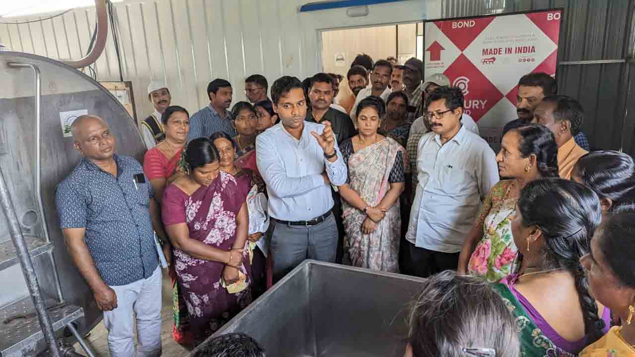 లాభాల బాటలో ‘డెయిరీ’ నడిపించాలి